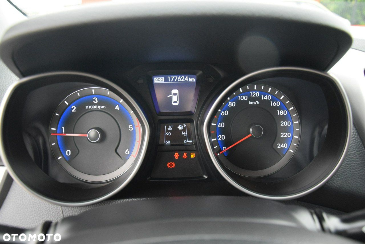 Hyundai i30 blue 1.6 CRDi YES Gold - 31