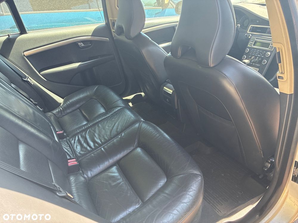 Volvo S80 2.4D Kinetic - 11
