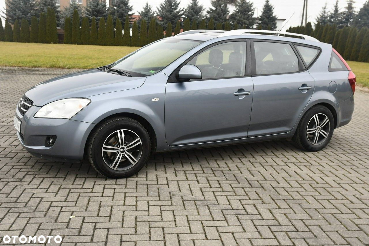 Kia Ceed - 6