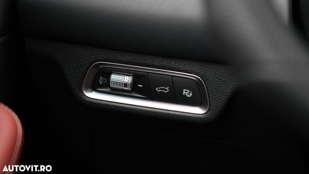 Geely Coolray - 17