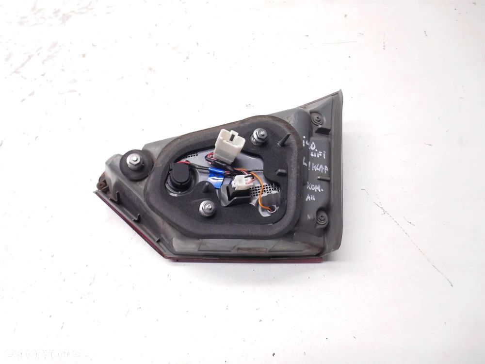 LAMPA W KLAPĘ HYUNDAI I40 LIFT KOMBI LEWA TYLNA ORYGINAŁ - 7