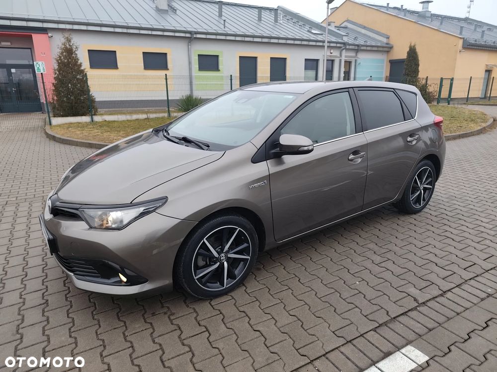 Toyota Auris - 13