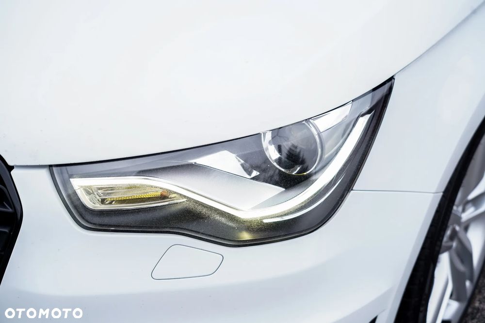 Audi A1 Sportback 1.4 TFSI S tronic S line Sportpaket - 21