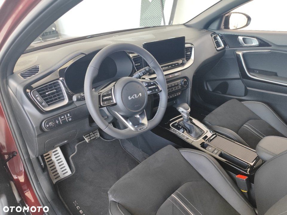 Kia XCeed - 9