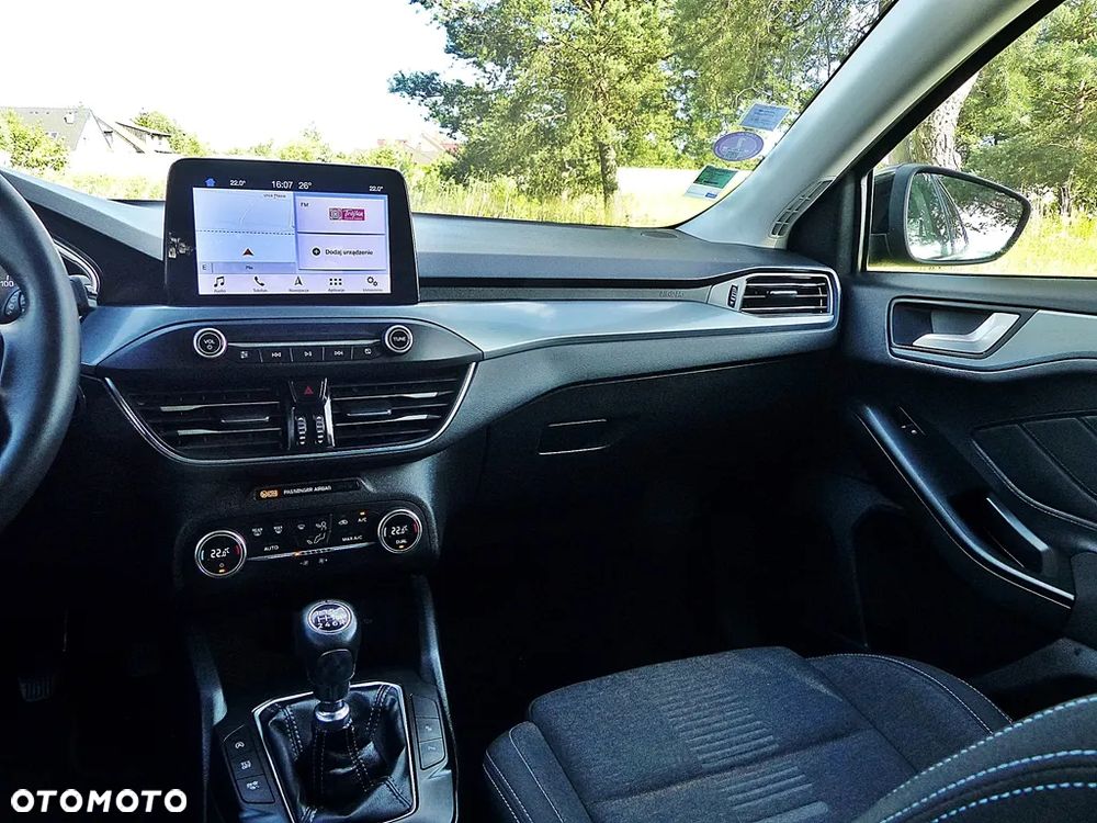 Ford Focus 1.0 EcoBoost Hybrid ACTIVE STYLE - 37