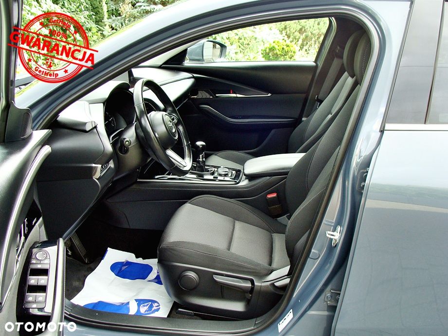 Mazda CX-30 2.0 mHEV Hikari 2WD - 18