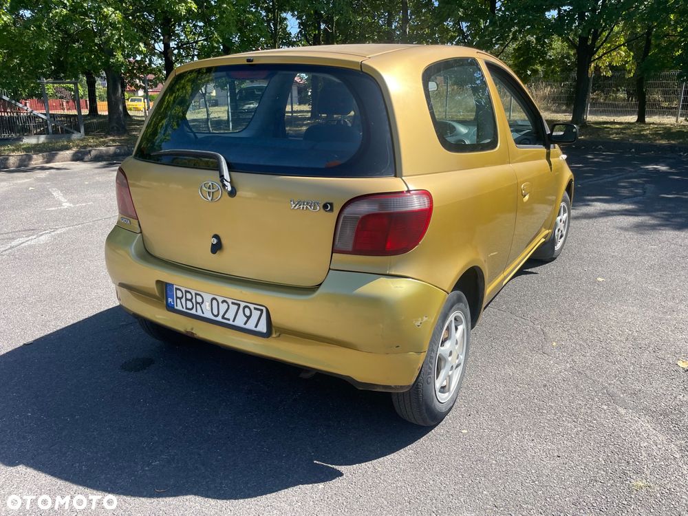 Toyota Yaris 1.3 Luna - 2