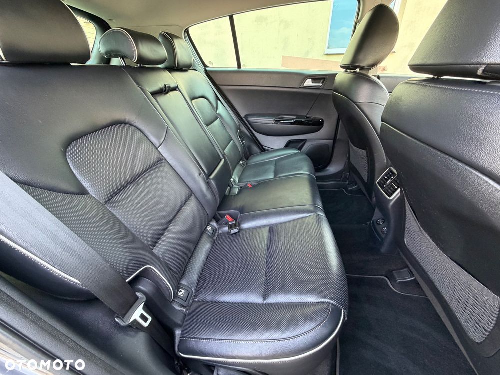 Kia Sportage 1.6 GDI Black Edition 2WD - 14