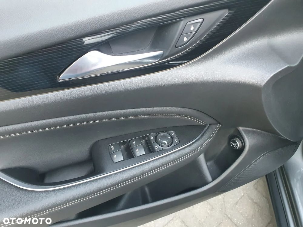 Opel Insignia 2.0 CDTI ecoFLEX Start/Stop Business Innovation - 24