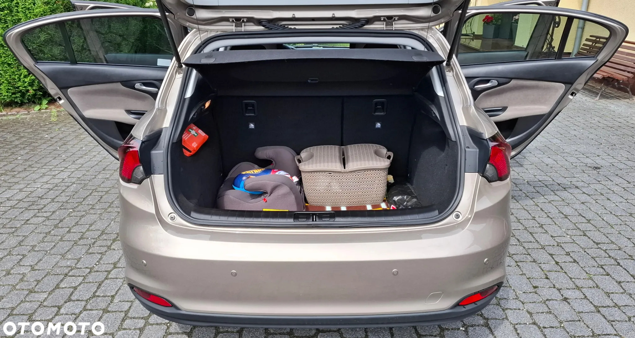 Fiat Tipo 1.4 T-Jet 16v Lounge - 9