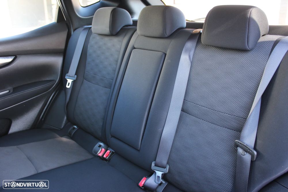 Nissan Qashqai - 32