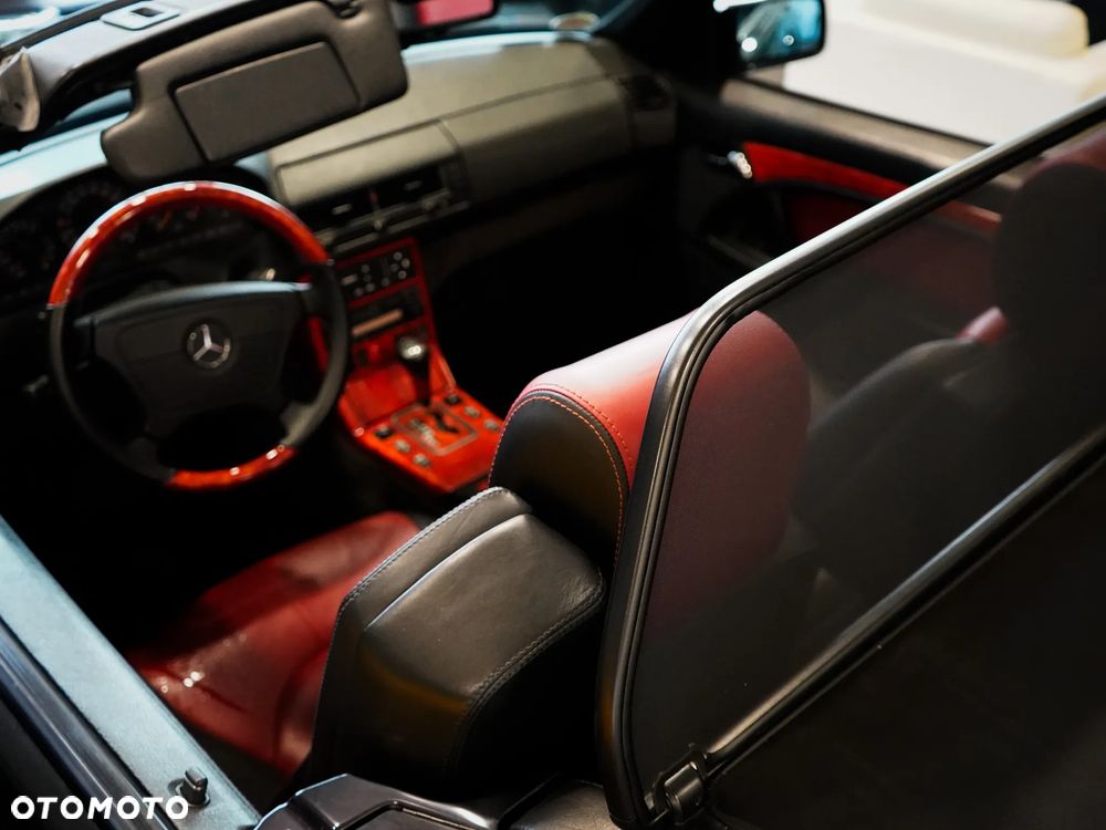 Mercedes-Benz SL 600 - 25