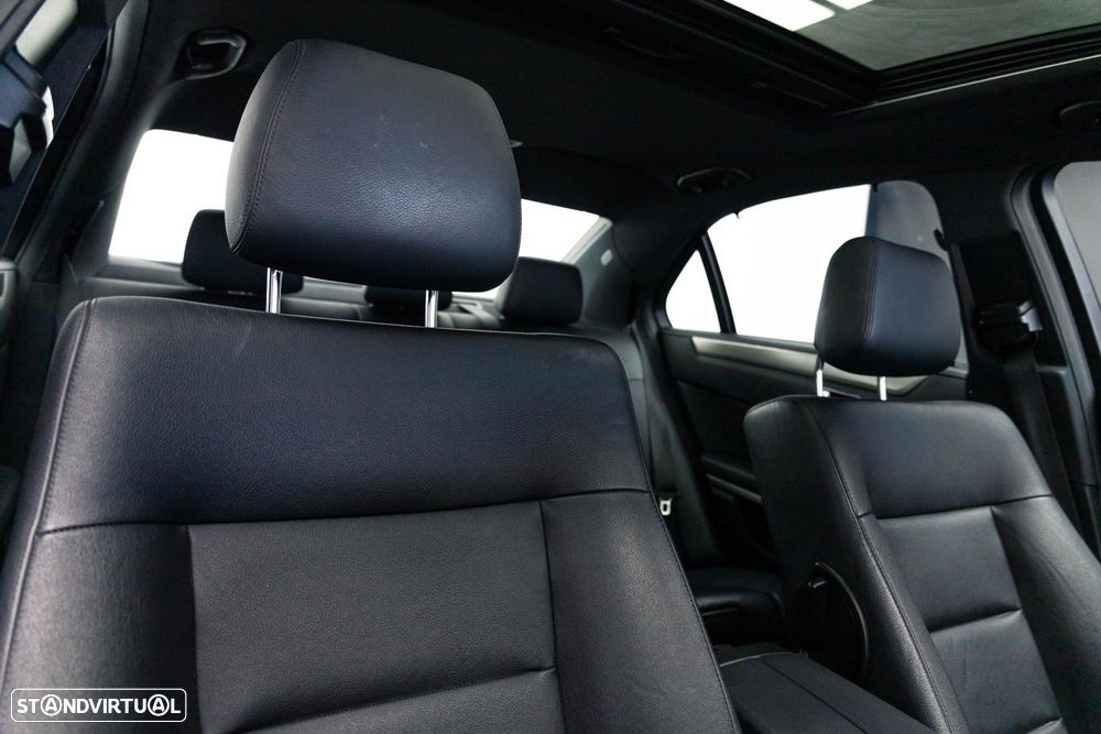 Mercedes-Benz E 250 BlueTEC Avantgarde Auto - 21
