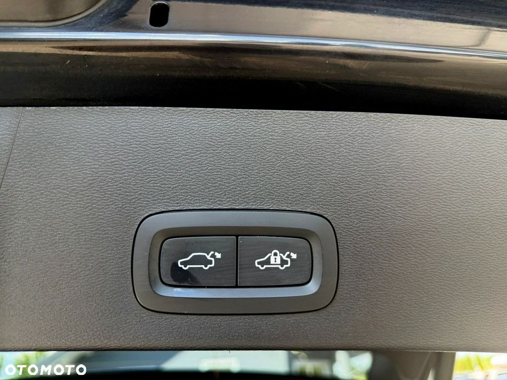 Volvo XC 40 - 27