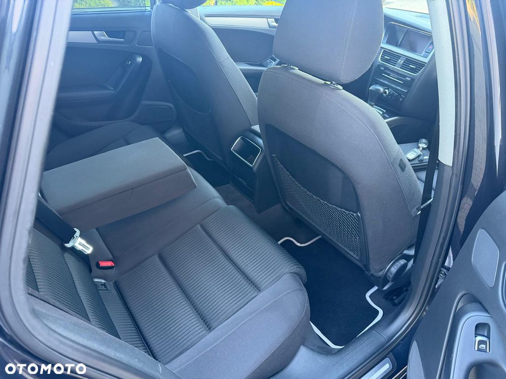Audi A4 Avant 2.0 TDI DPF clean diesel multitronic Ambiente - 10