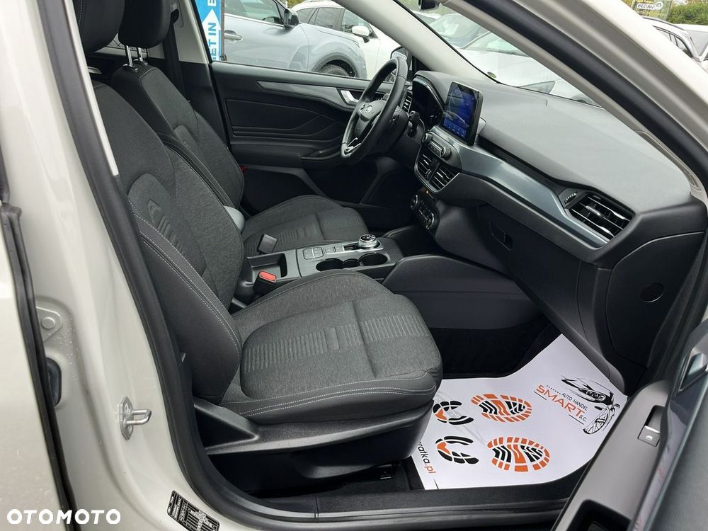 Ford Focus 1.0 EcoBoost Active Business - 30