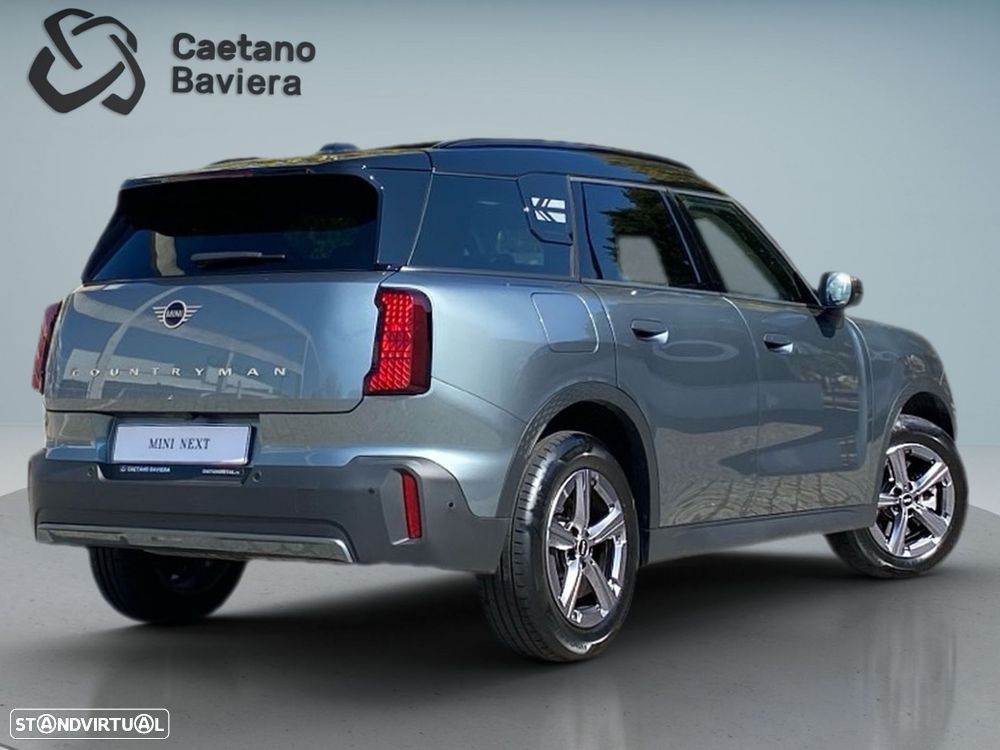 MINI Countryman C Classic L - 2
