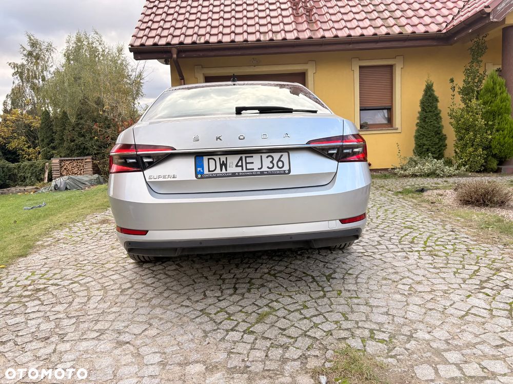 Skoda Superb 2.0 TDI Ambition DSG - 10