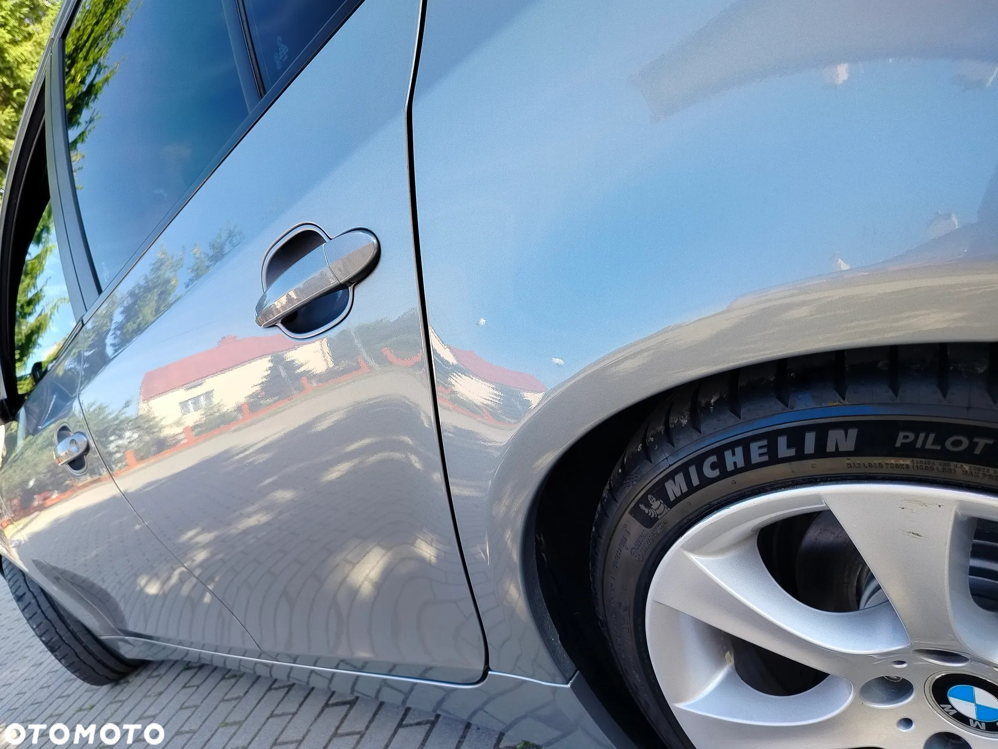 BMW Seria 5 525i - 30
