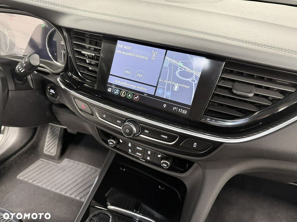 Opel Insignia - 26