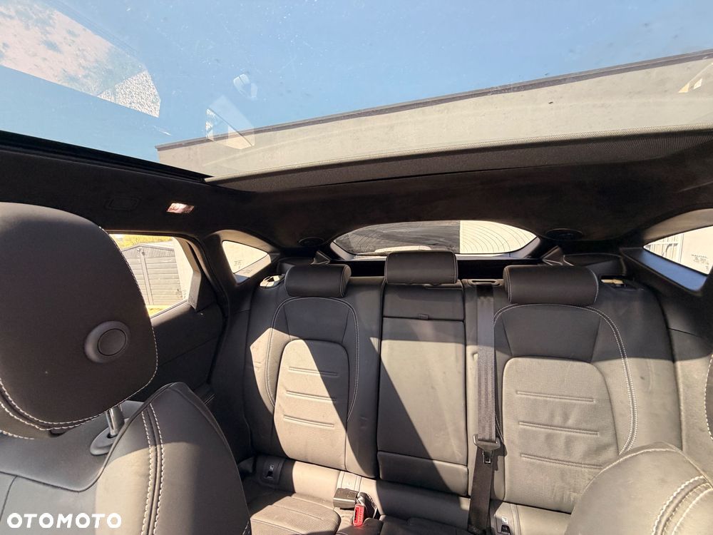 Jaguar E-Pace 1.5 P300e PHEV AWD R-Dynamic SE - 40