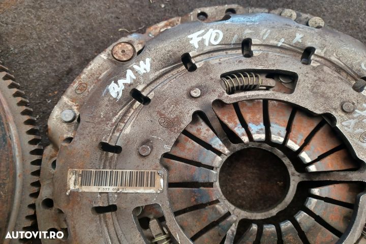VOLANTA+PLACA AMBREIAJ BMW Seria 5 F07/F10/F11 [facelift] [2013 - 201 - 2