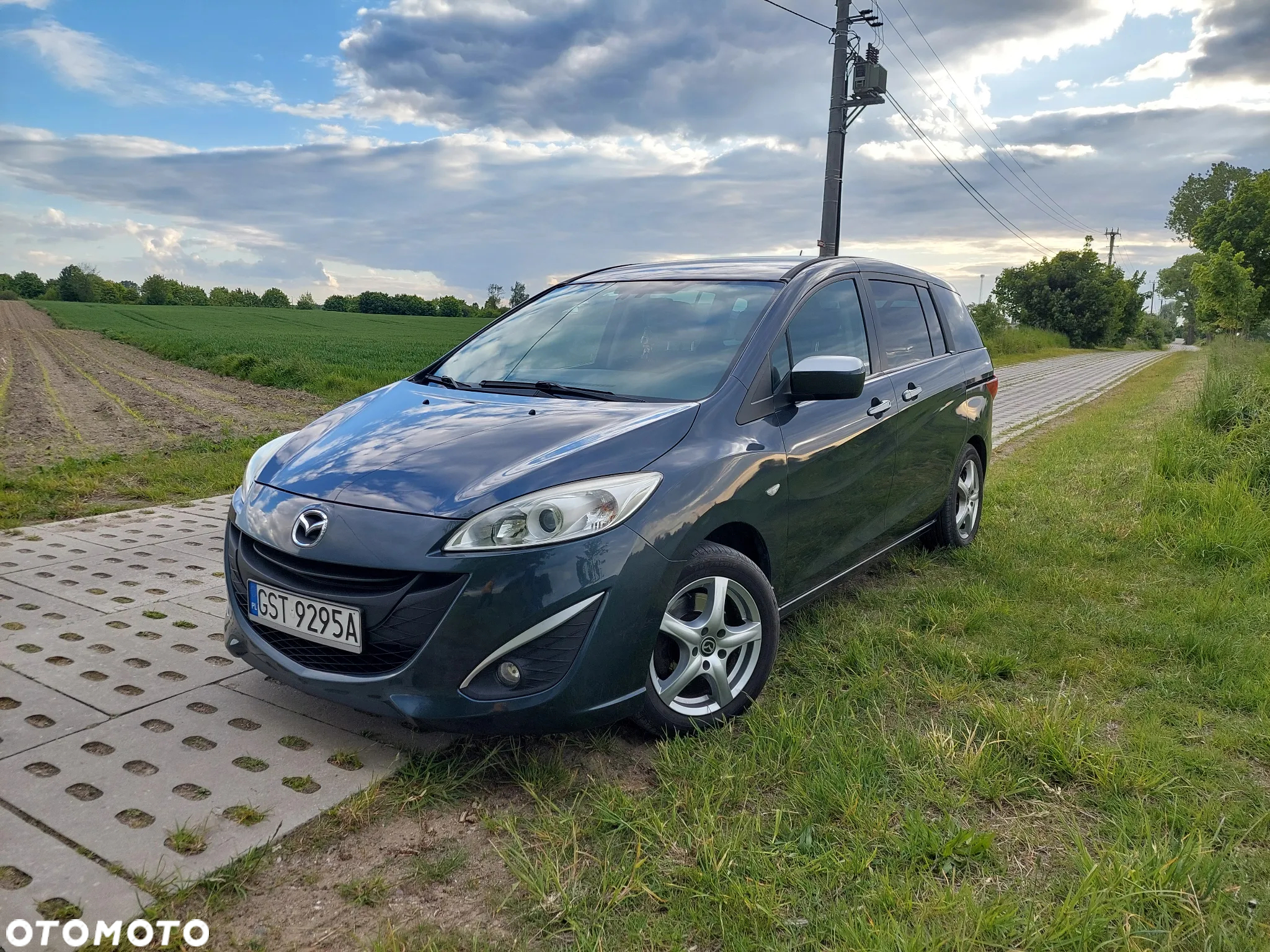 Mazda 5 - 27