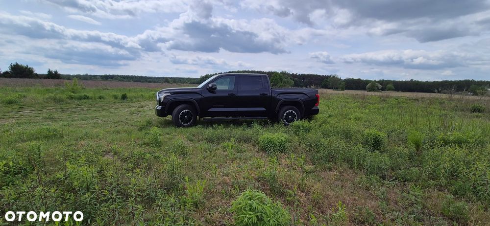 Toyota Tundra - 10
