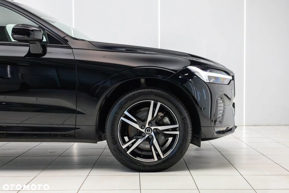 Volvo XC 60 B4 D AWD Plus Dark - 11