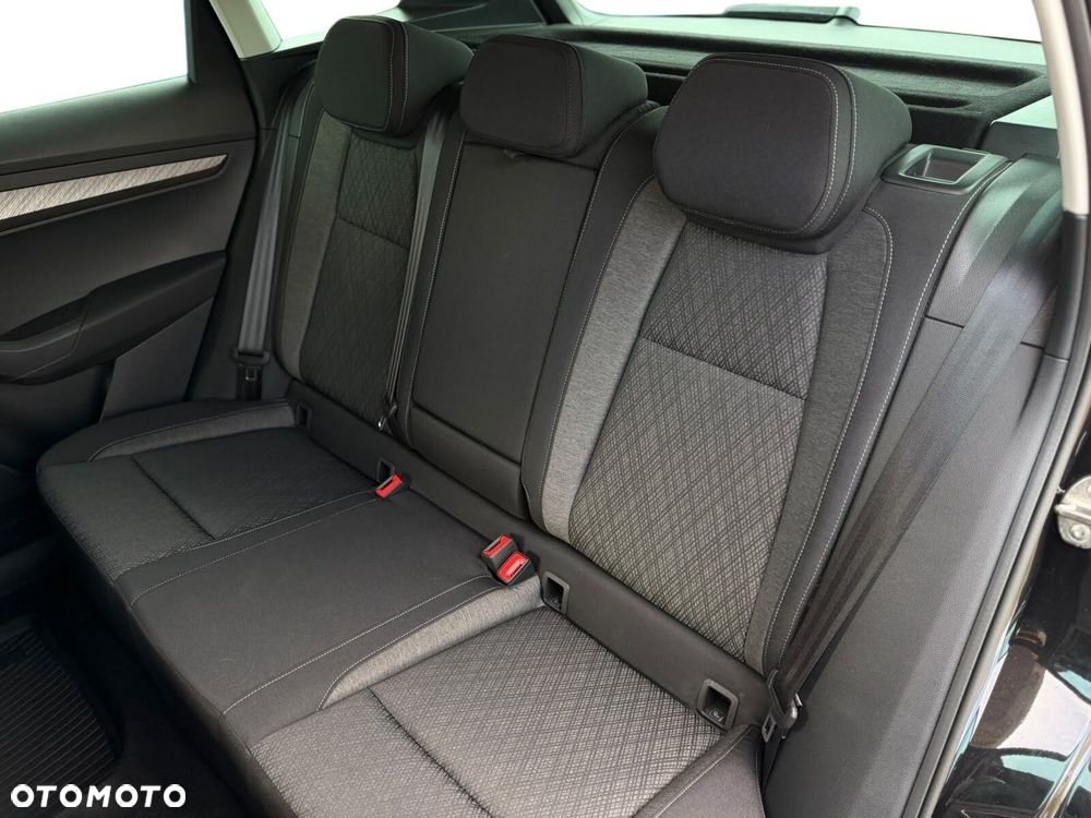 Skoda Karoq 1.5 TSI ACT Edition 130 DSG - 26