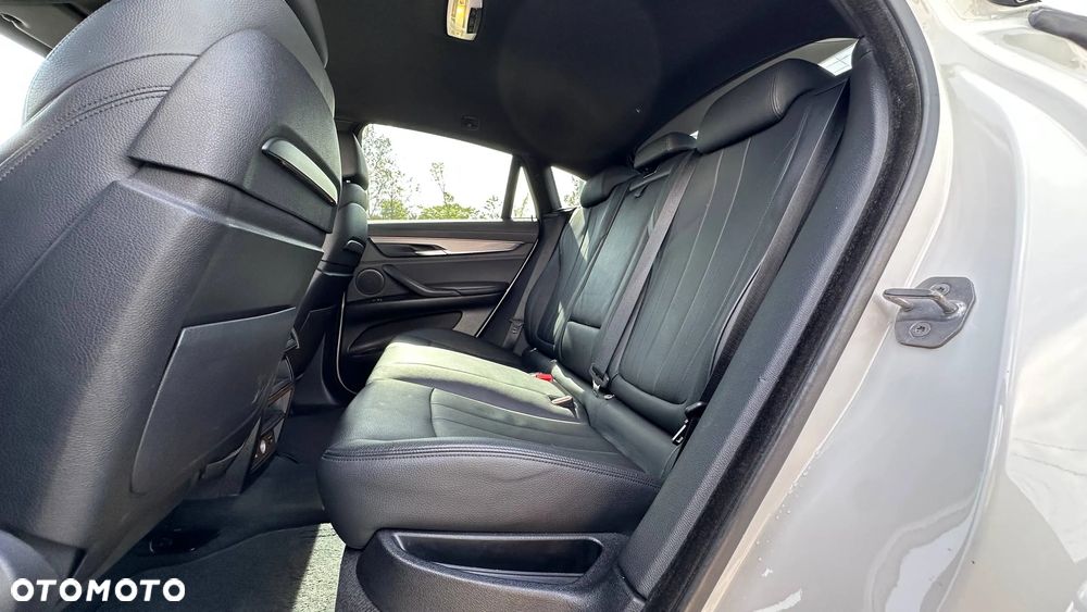 BMW X6 xDrive30d - 26