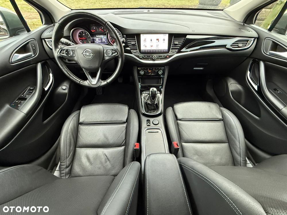 Opel Astra 1.4 Turbo Innovation - 27