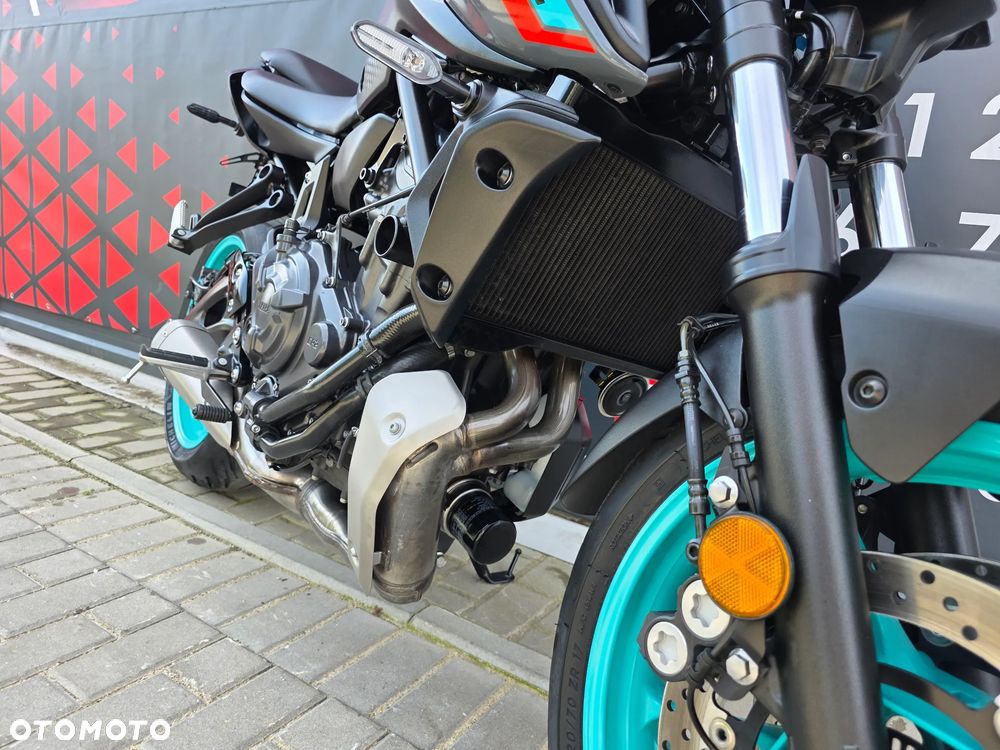 Yamaha MT - 28