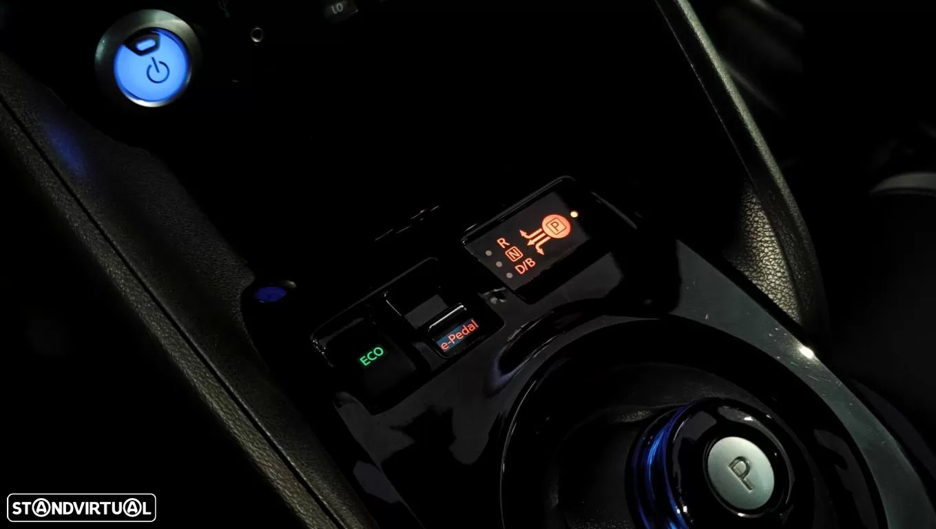Nissan Leaf N-Connecta Full Led - 37