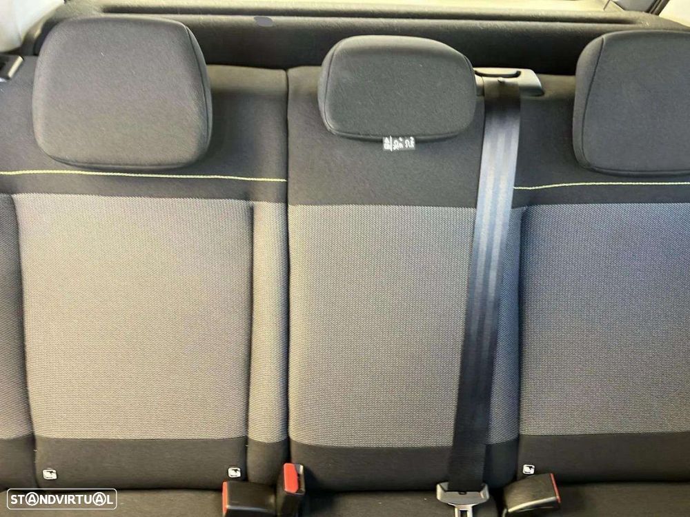 Citroën C3 1.2 PureTech Max EAT6 - 16