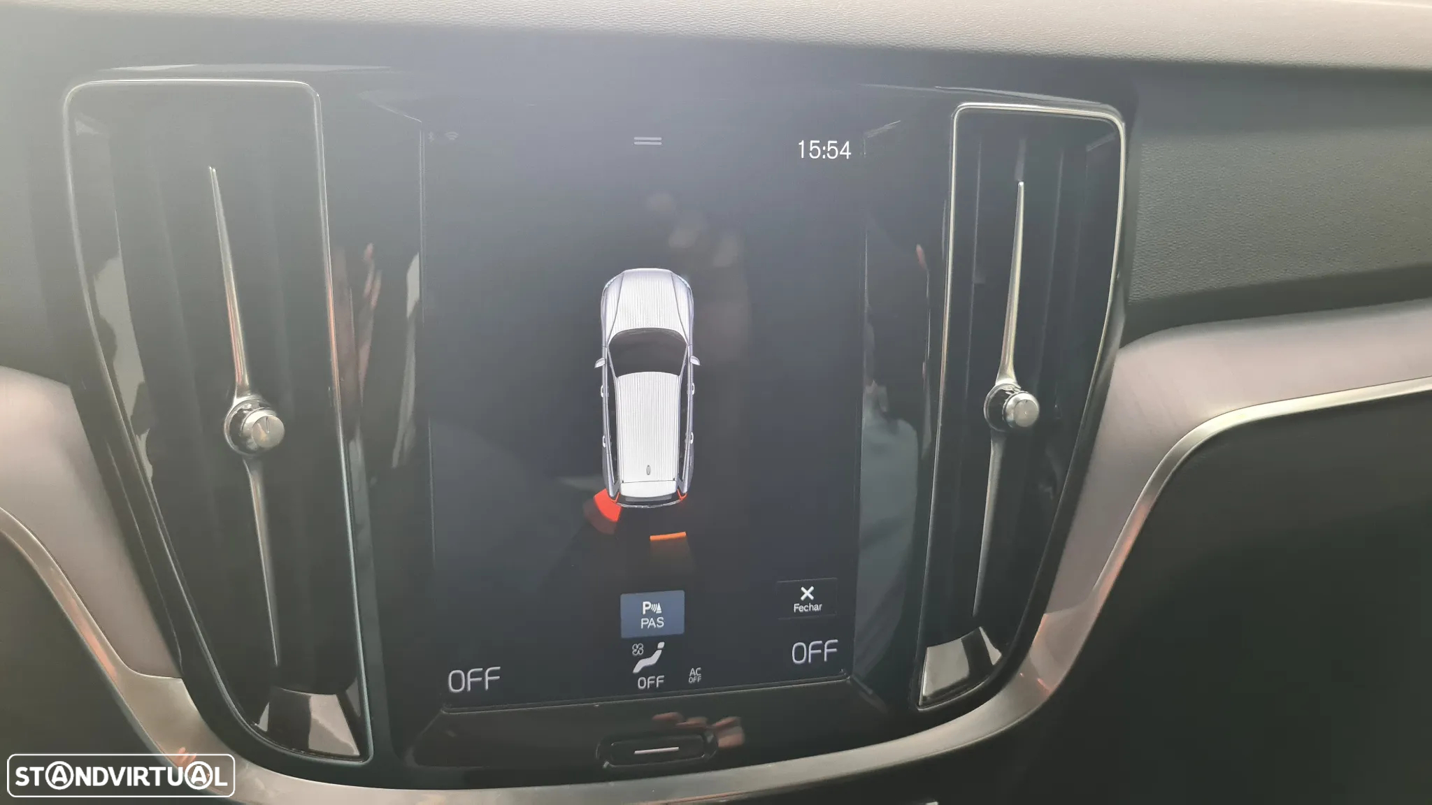 Volvo V60 2.0 D3 Momentum - 36