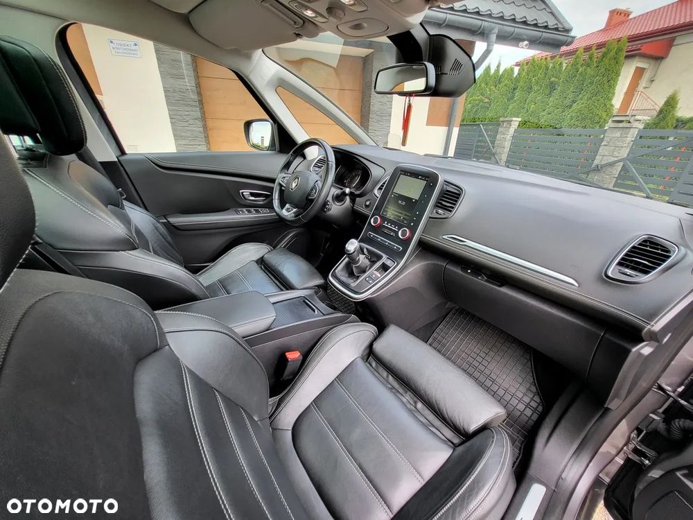 Renault Scenic 1.6 dCi Energy Bose Edition S&S - 20