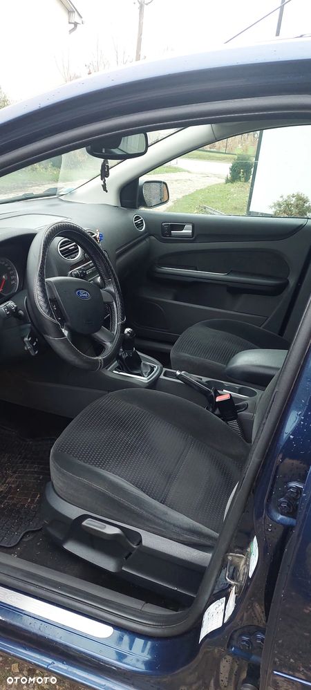 Ford Focus 1.6 Ti-VCT Ghia - 13