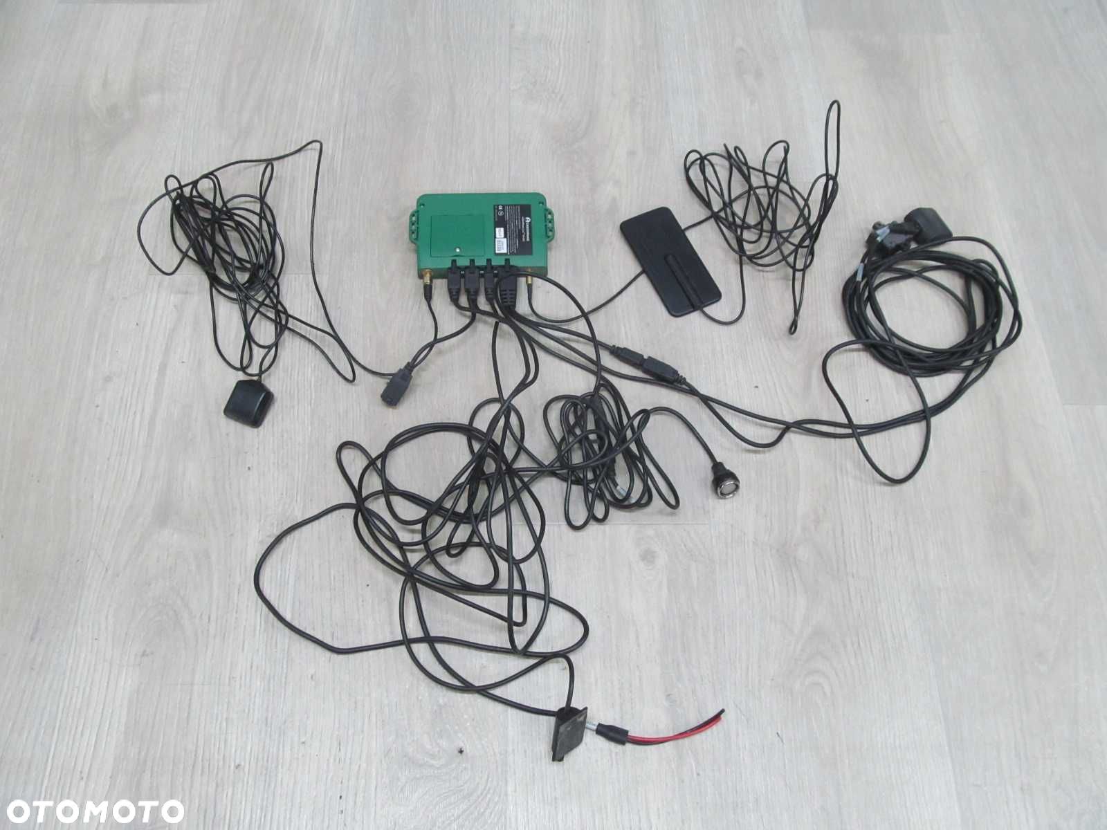 OPEL VIVARO A 01-14 GPS SLEDZENIE TRACKER AUTA GPS GREEN ROAD LIVE V5-UD - 1