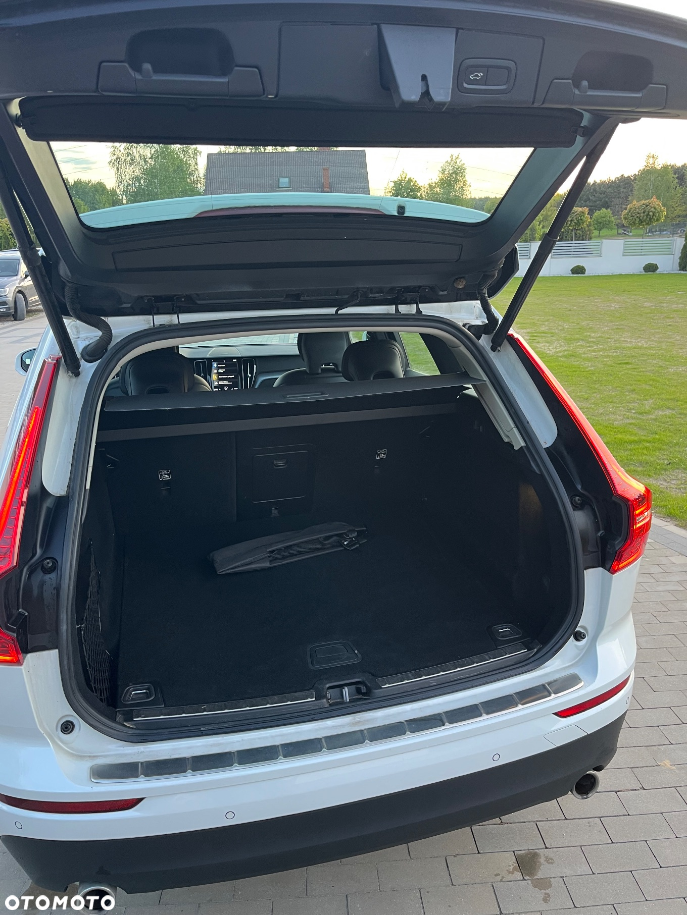 Volvo XC 60 D4 Geartronic Momentum - 16