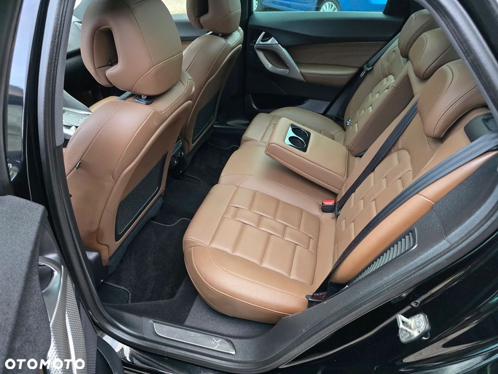 Citroën DS5 Hybrid4 EGS6 SportChic - 22