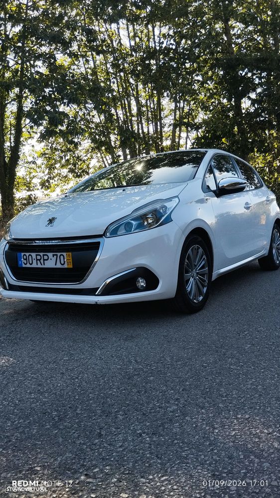 Peugeot 208 1.2 PureTech Style - 17