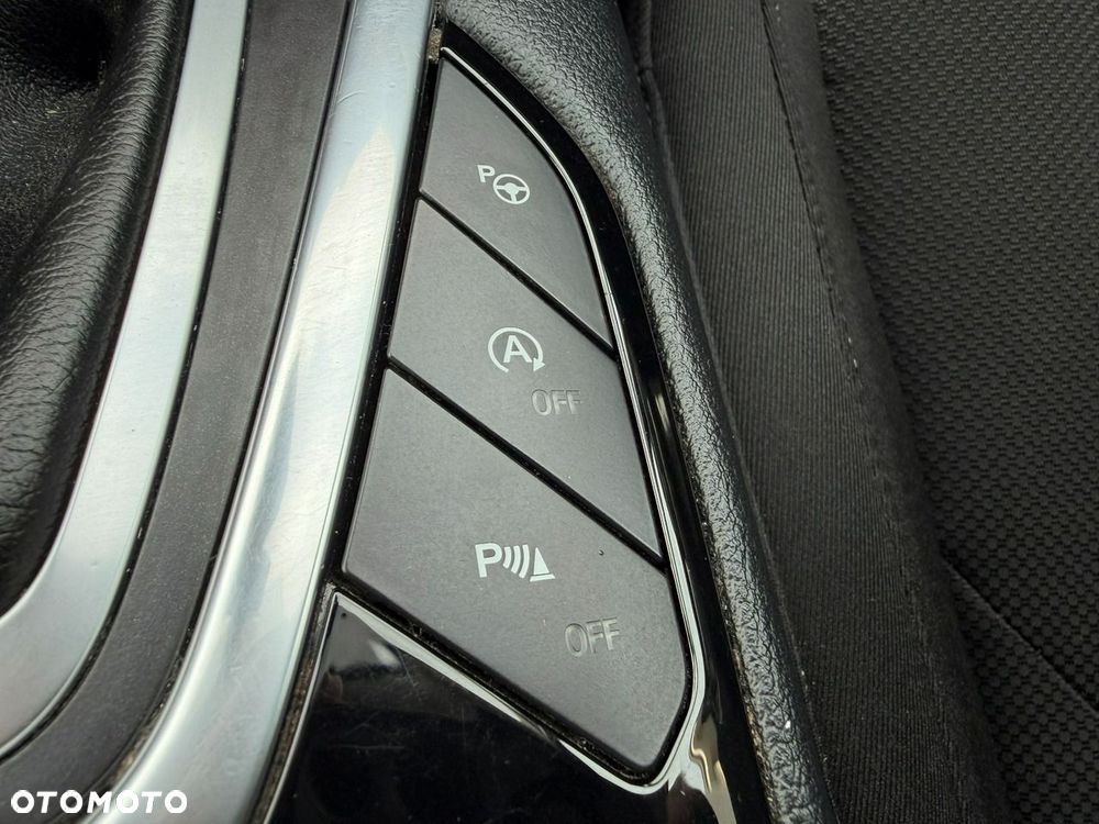 Ford S-Max 2.0 TDCi Bi-Turbo Titanium PowerShift - 26