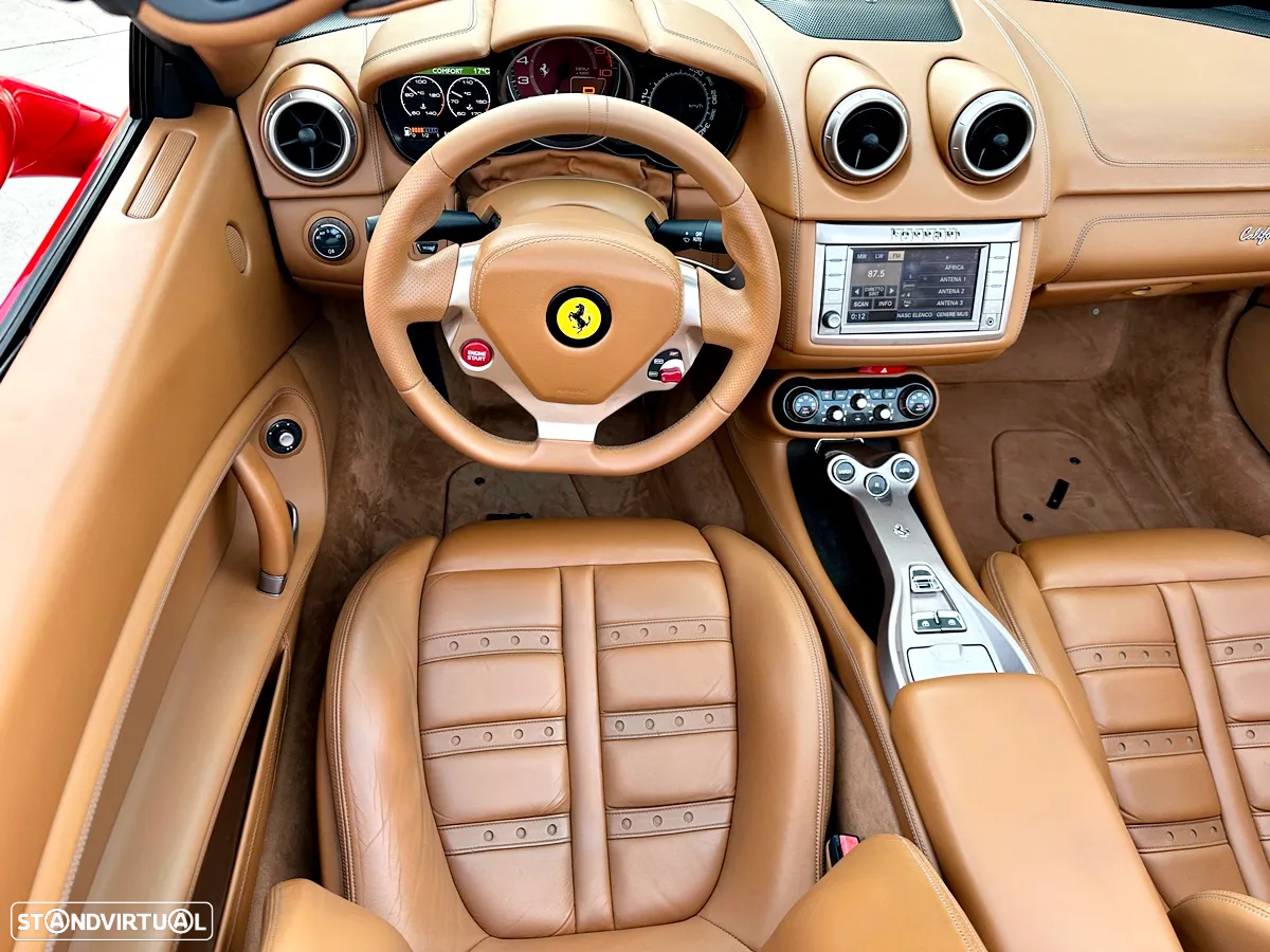 Ferrari California F1 - 12