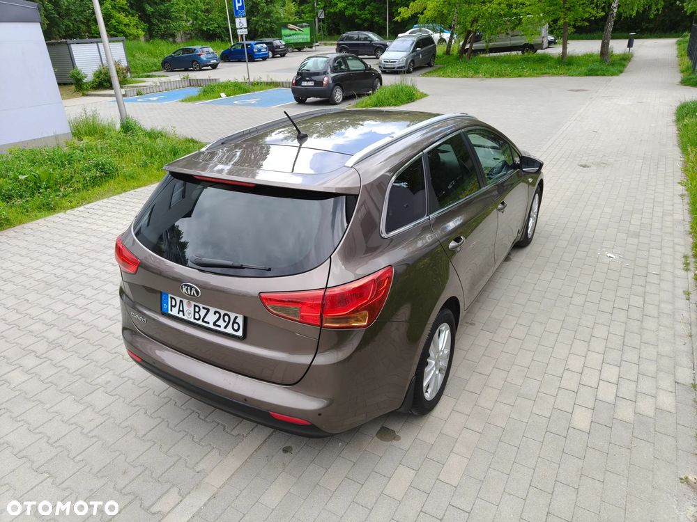Kia Ceed - 19
