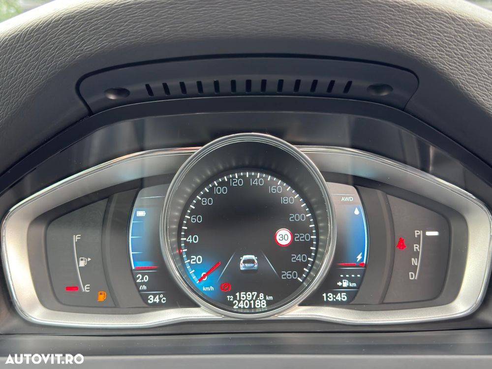 Volvo V60 D6 Twin Engine Geartronic RDesign - 37