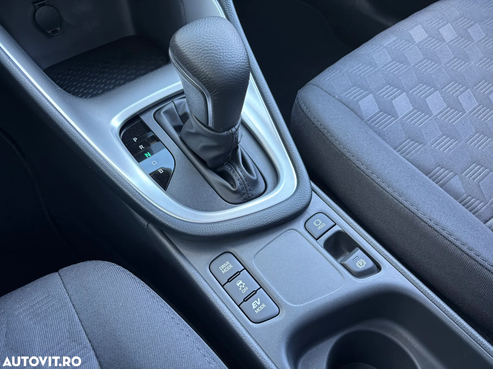 Toyota Yaris - 19