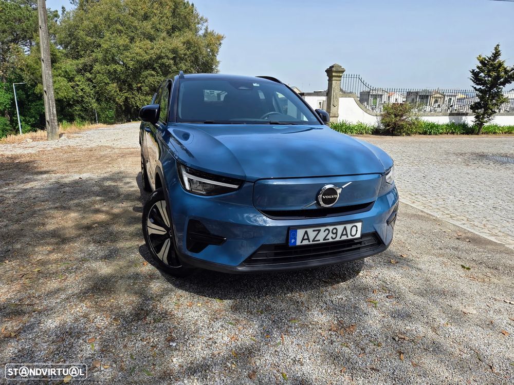 Volvo XC 40 Recharge Plus — fotografia 2