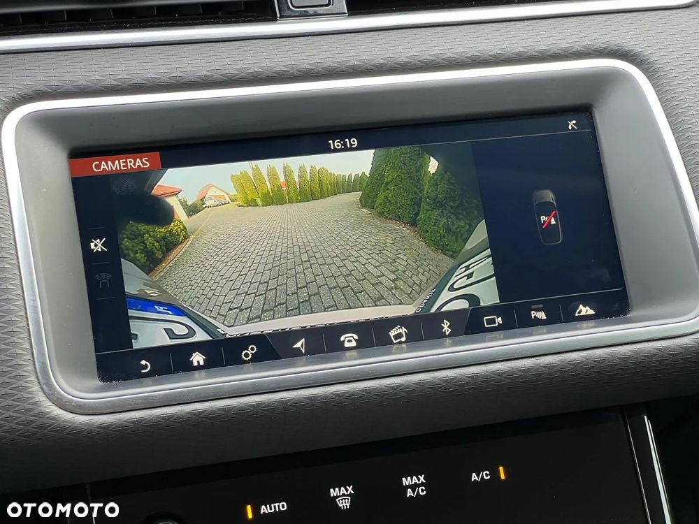 Land Rover Range Rover Evoque - 21