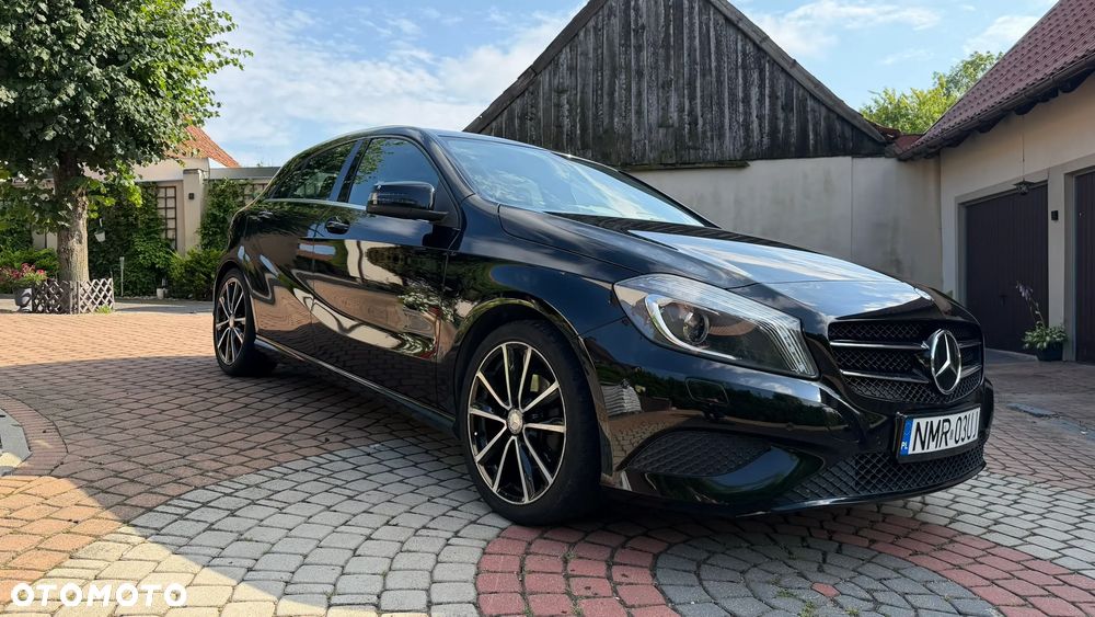 Mercedes-Benz Klasa A 180 7G-DCT - 22